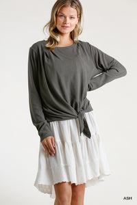 LONG SLEEVE FRONT KNOT TOP