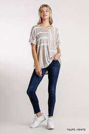 STRIPED SHORT SLEEVE TOP